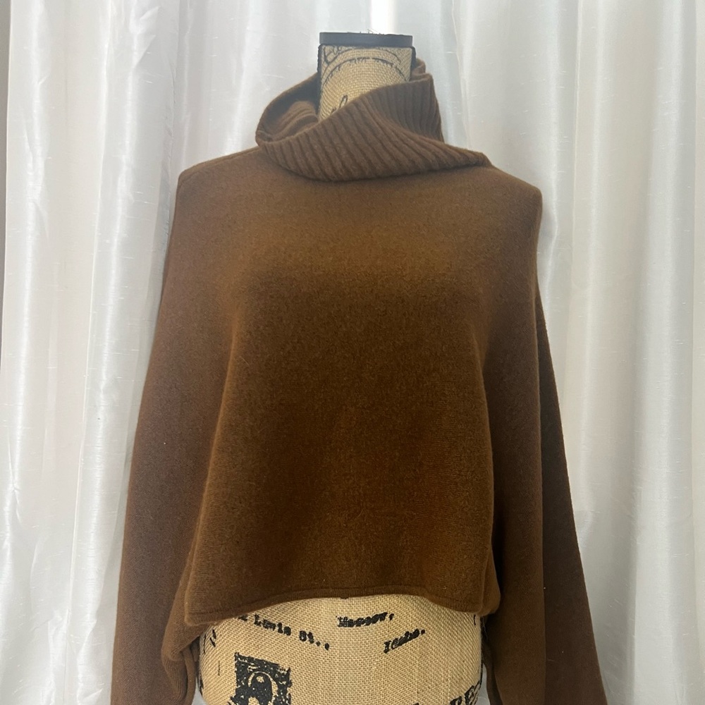 Zara Sweater - Picture 4 of 5